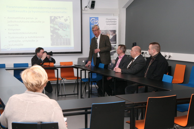 TTS:n tiedotustilaisuus Rytmikorjaamolla 3.3.2015.